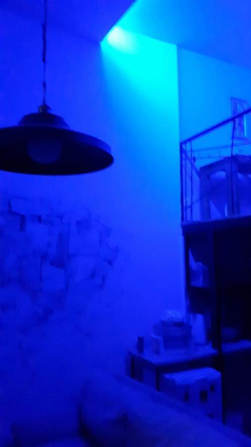 Aquarium Apartment Тбилиси Екстериор снимка